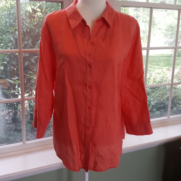 Chico's Tops - Chico's 3/4 Sleeve Linen Blouse Chico's Tops - Chico's 3/4 Sleeve Linen Blouse